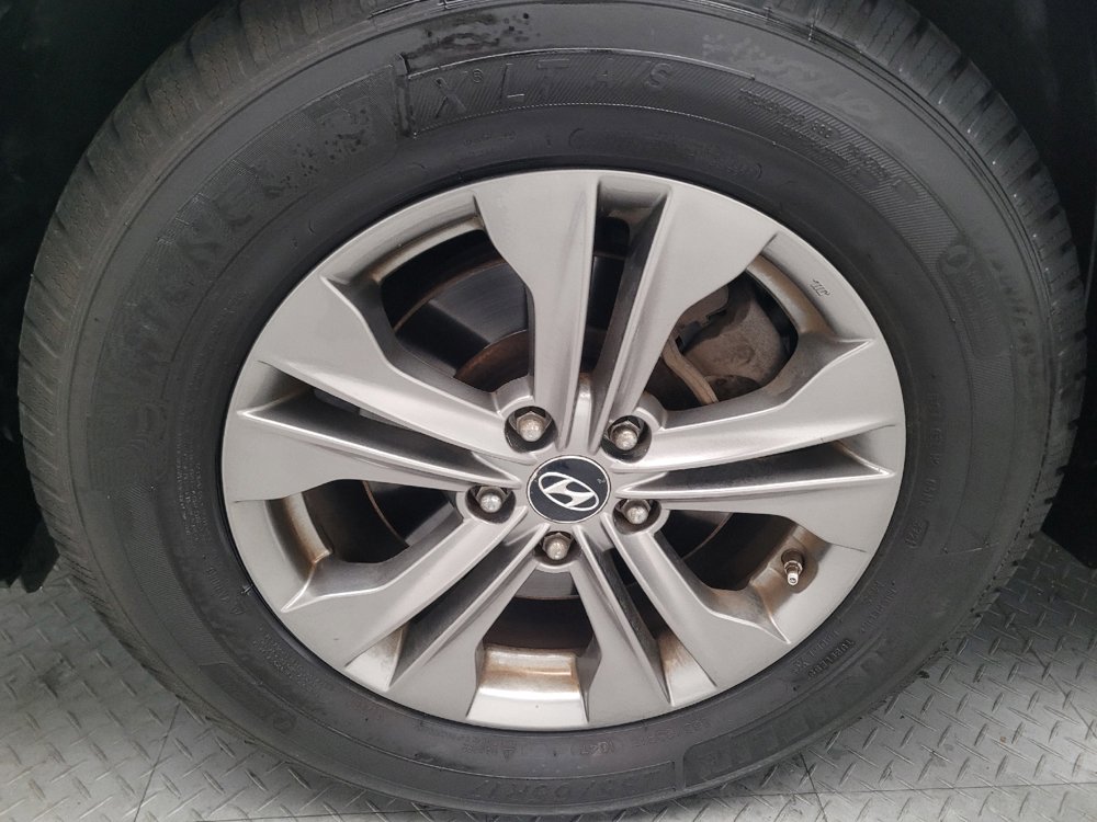 Used 2014 Hyundai Santa Fe Sport w/ Popular Equipment Package 02 FWD image 31