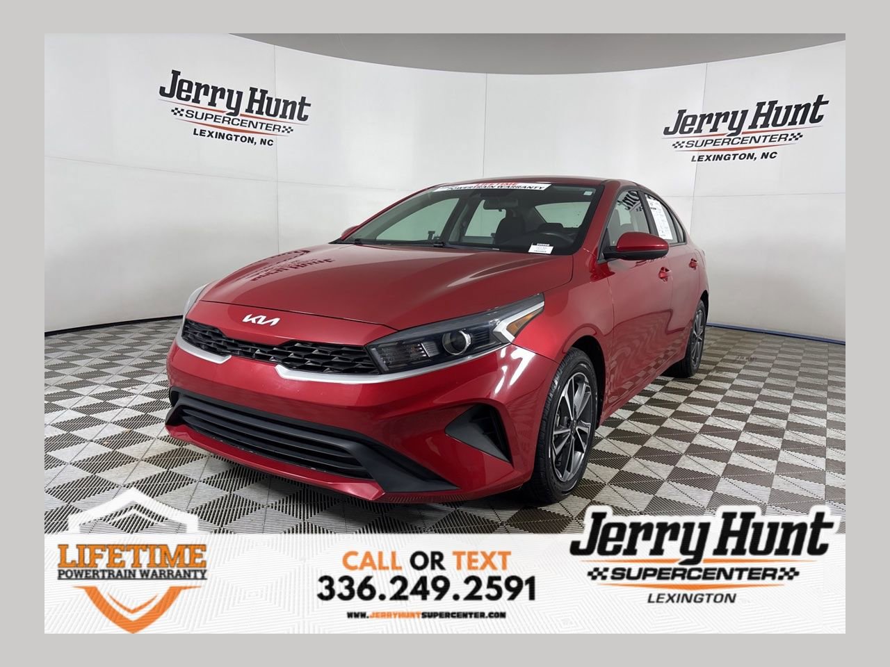Used 2022 Kia Forte LXS image 1