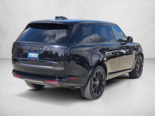 Used 2025 Land Rover Range Rover SE AWD/4WD image 5