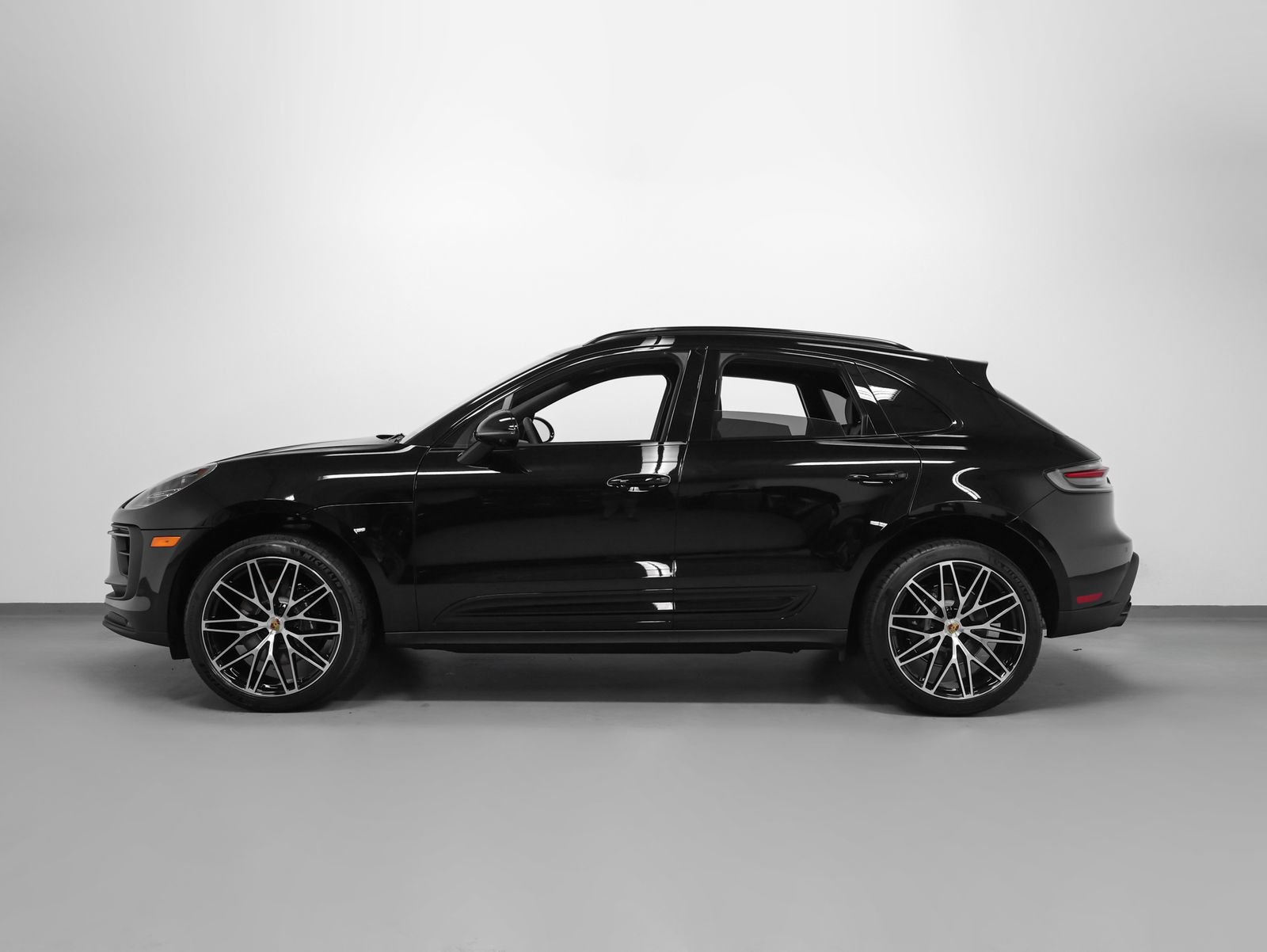 New 2026 Porsche Macan S AWD/4WD image 2