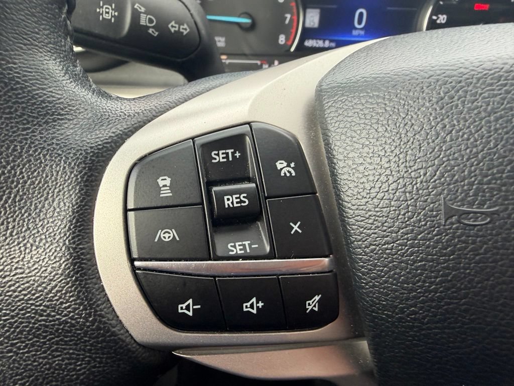 Used 2022 Ford Explorer XLT w/ Equipment Group 202A AWD/4WD image 13