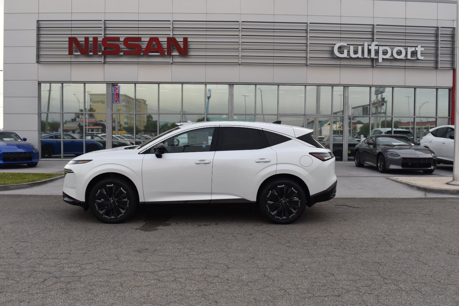 New 2026 Nissan Murano Platinum w/ Cargo Package AWD/4WD image 3
