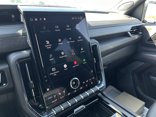 New 2026 GMC Yukon AT4 Ultimate AWD/4WD image 49