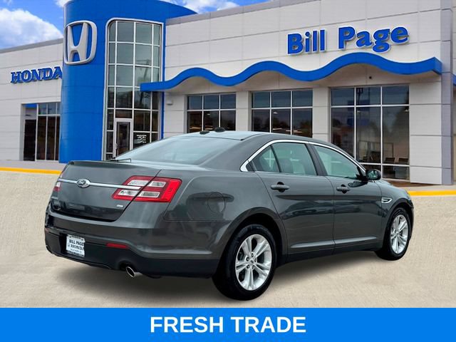 Used 2018 Ford Taurus SEL AWD/4WD image 3