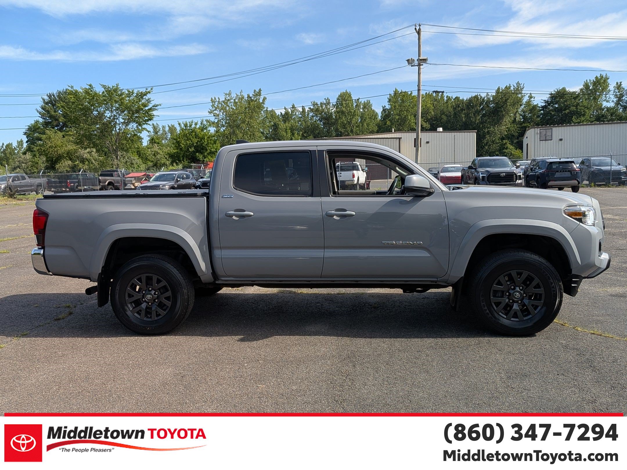 Certified 2020 Toyota Tacoma SR5 AWD/4WD image 2