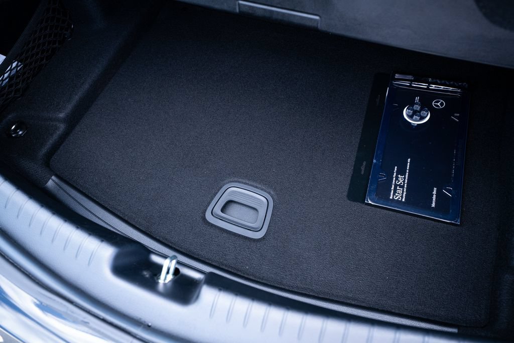 Used 2024 Mercedes-Benz CLE 300 4MATIC Cabriolet image 49