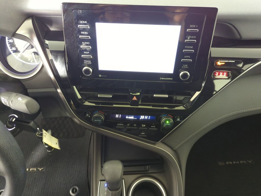 Used 2024 Toyota Camry LE image 14