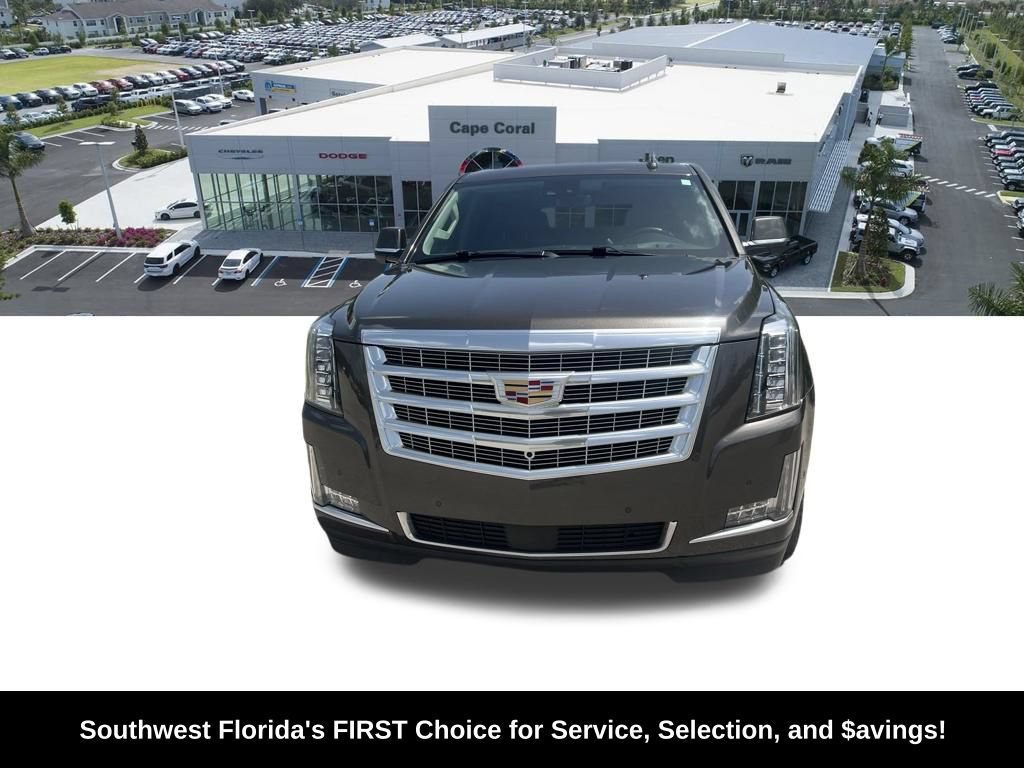 Used 2020 Cadillac Escalade Premium Luxury w/ LPO, Radiant Package RWD image 2