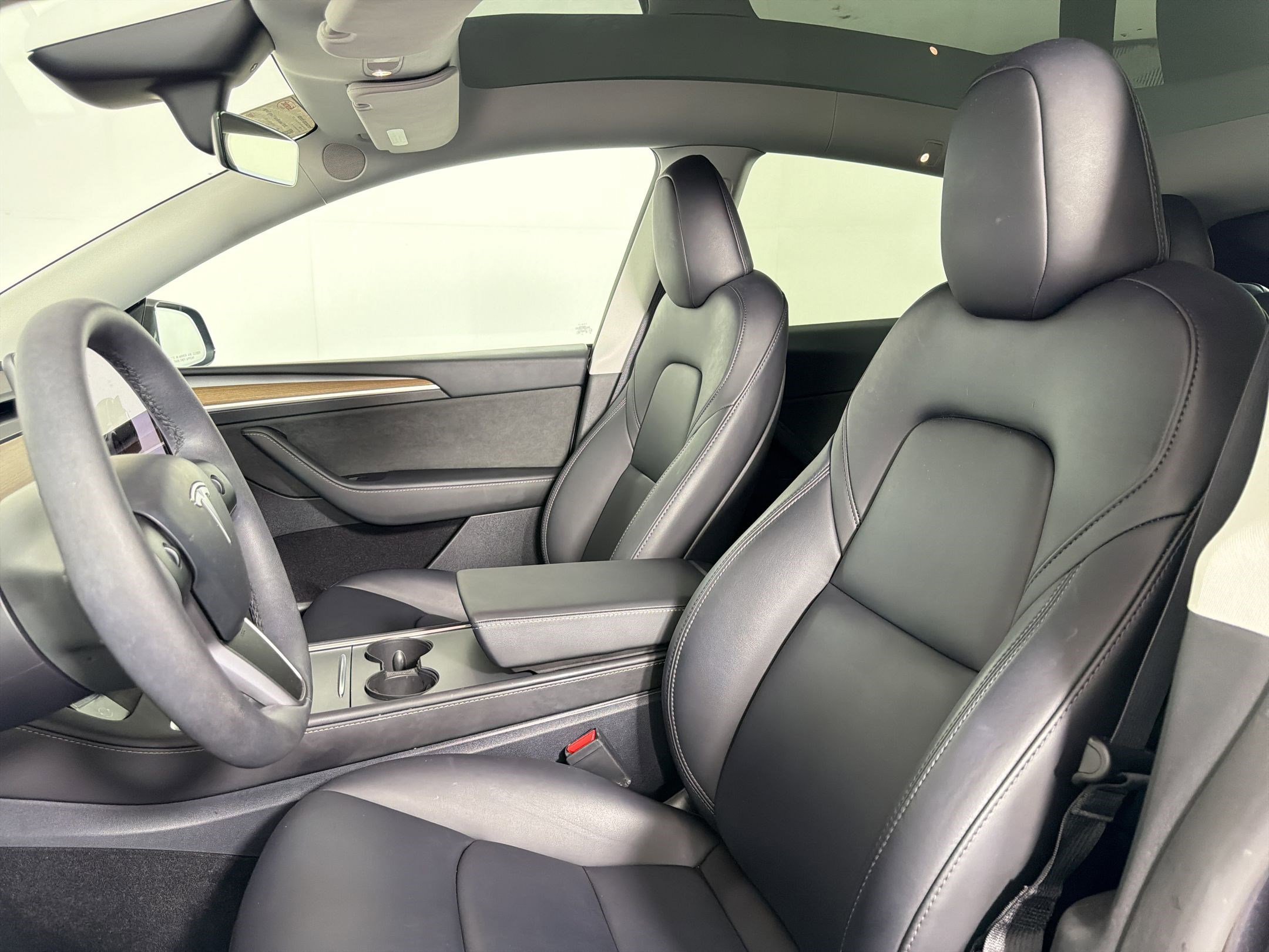 Used 2025 Tesla Model Y Long Range AWD/4WD image 20