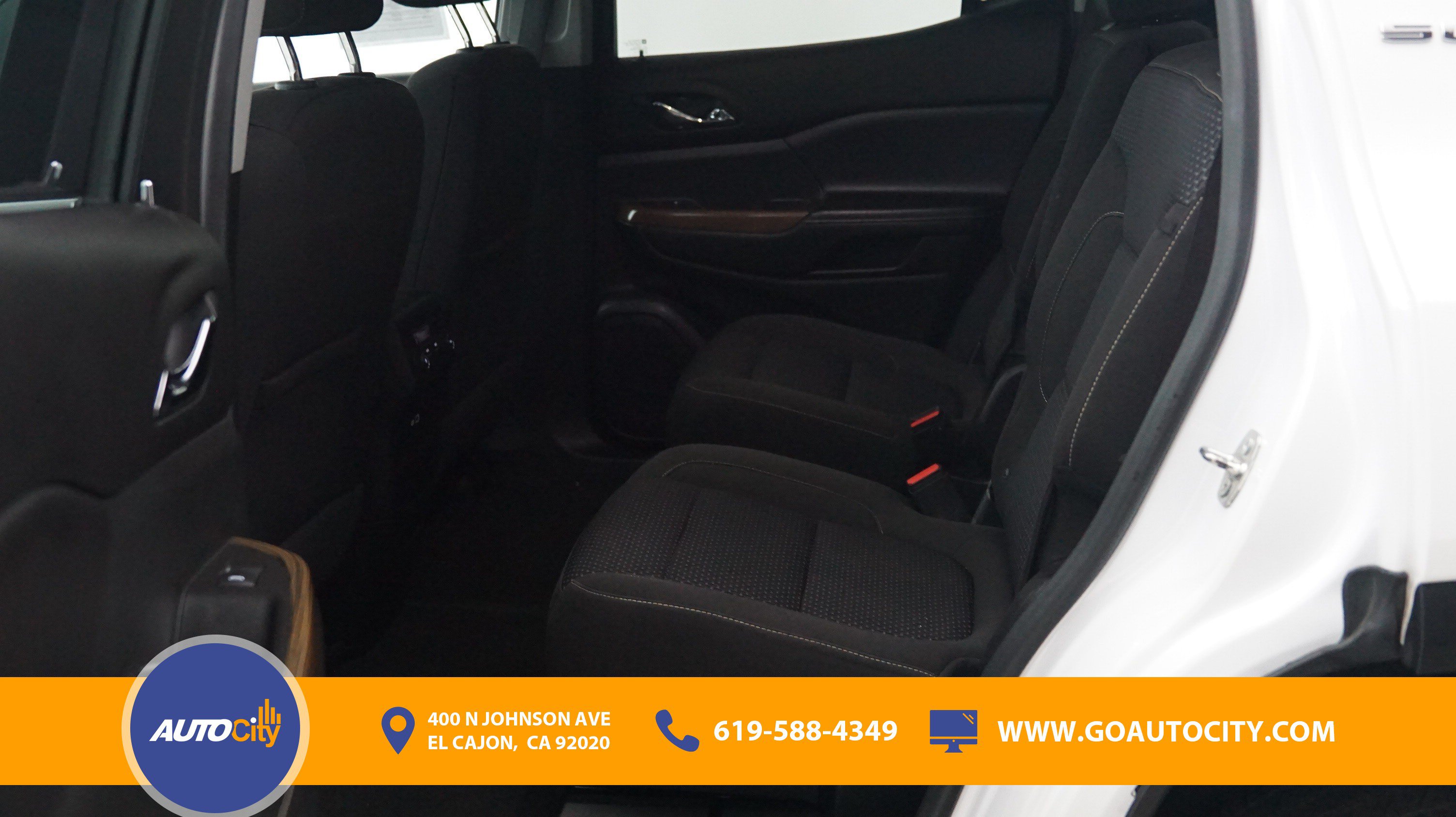Used 2020 GMC Acadia SLE FWD image 14