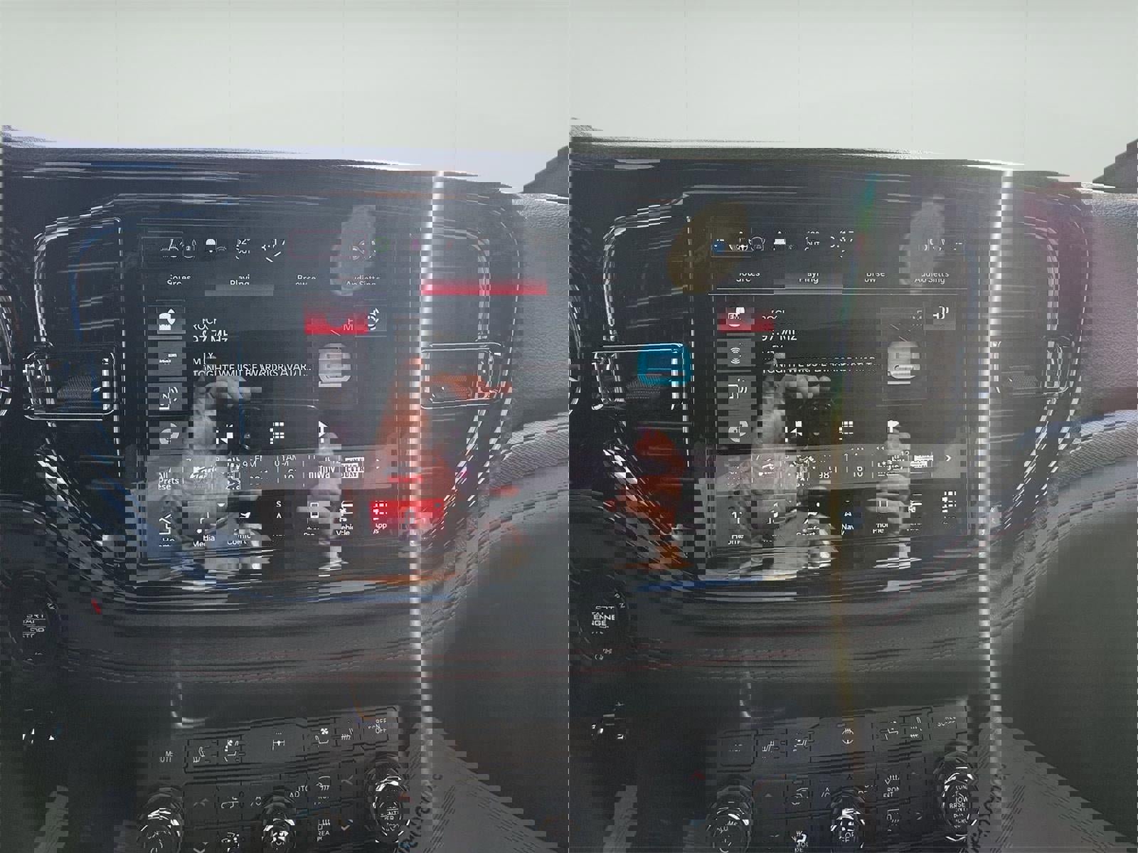 Used 2024 Dodge Durango GT image 31