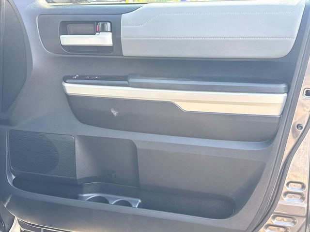 Used 2016 Toyota Tundra Limited w/ Limited Premium Package image 18