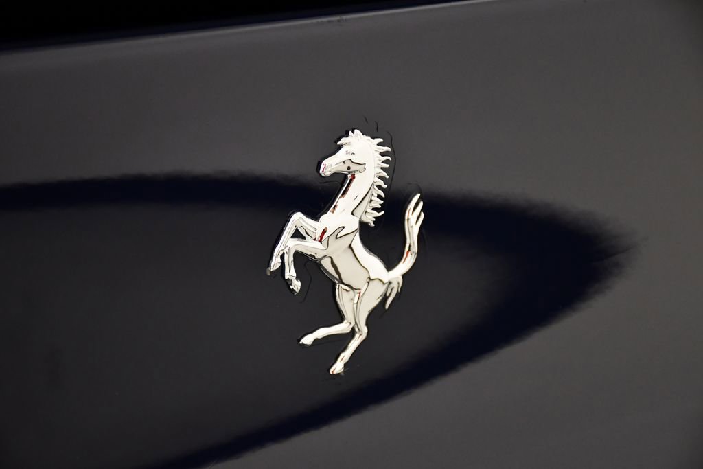 Used 2023 Ferrari Purosangue image 12