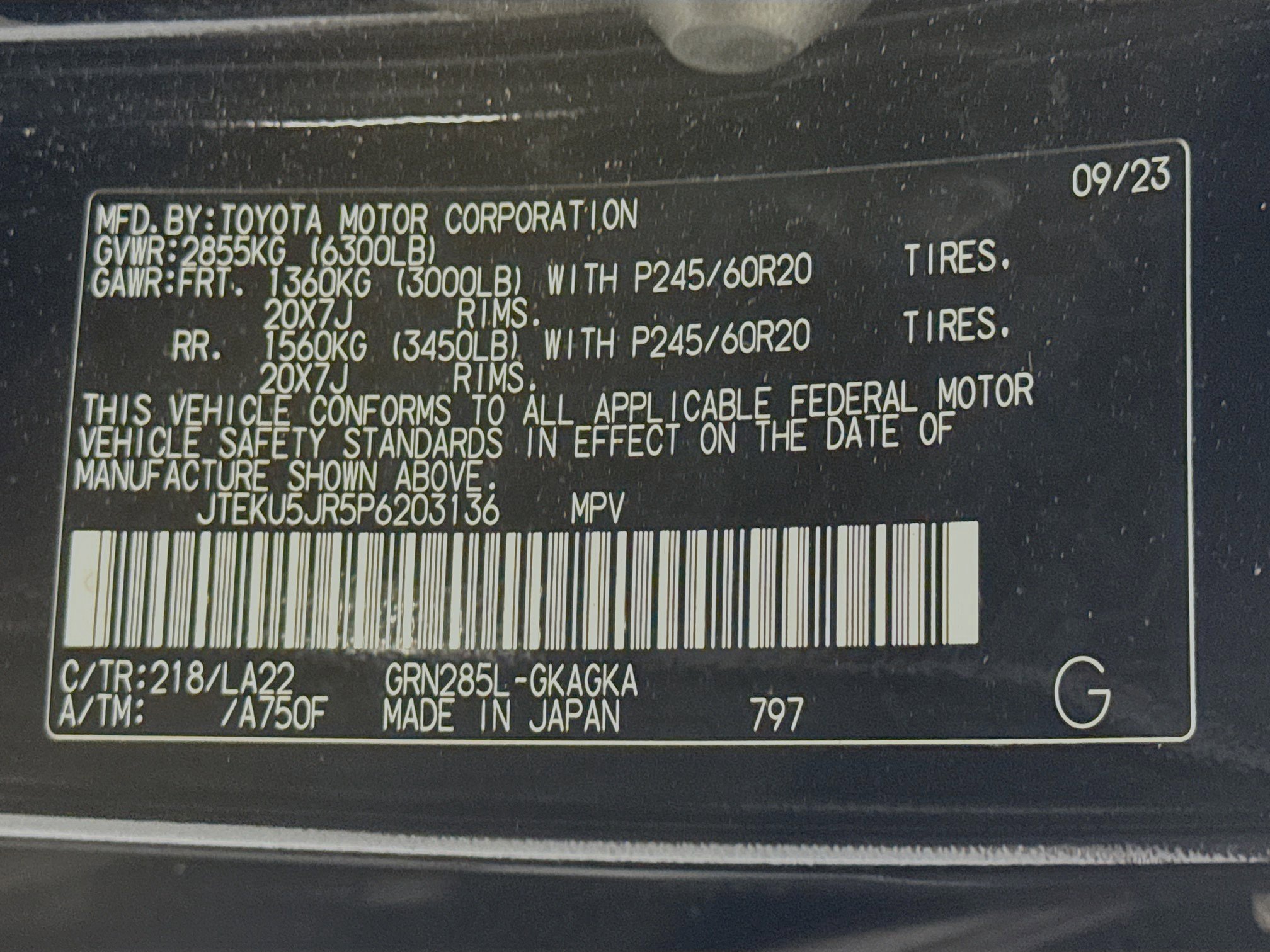 Used 2023 Toyota 4Runner Limited AWD/4WD image 32