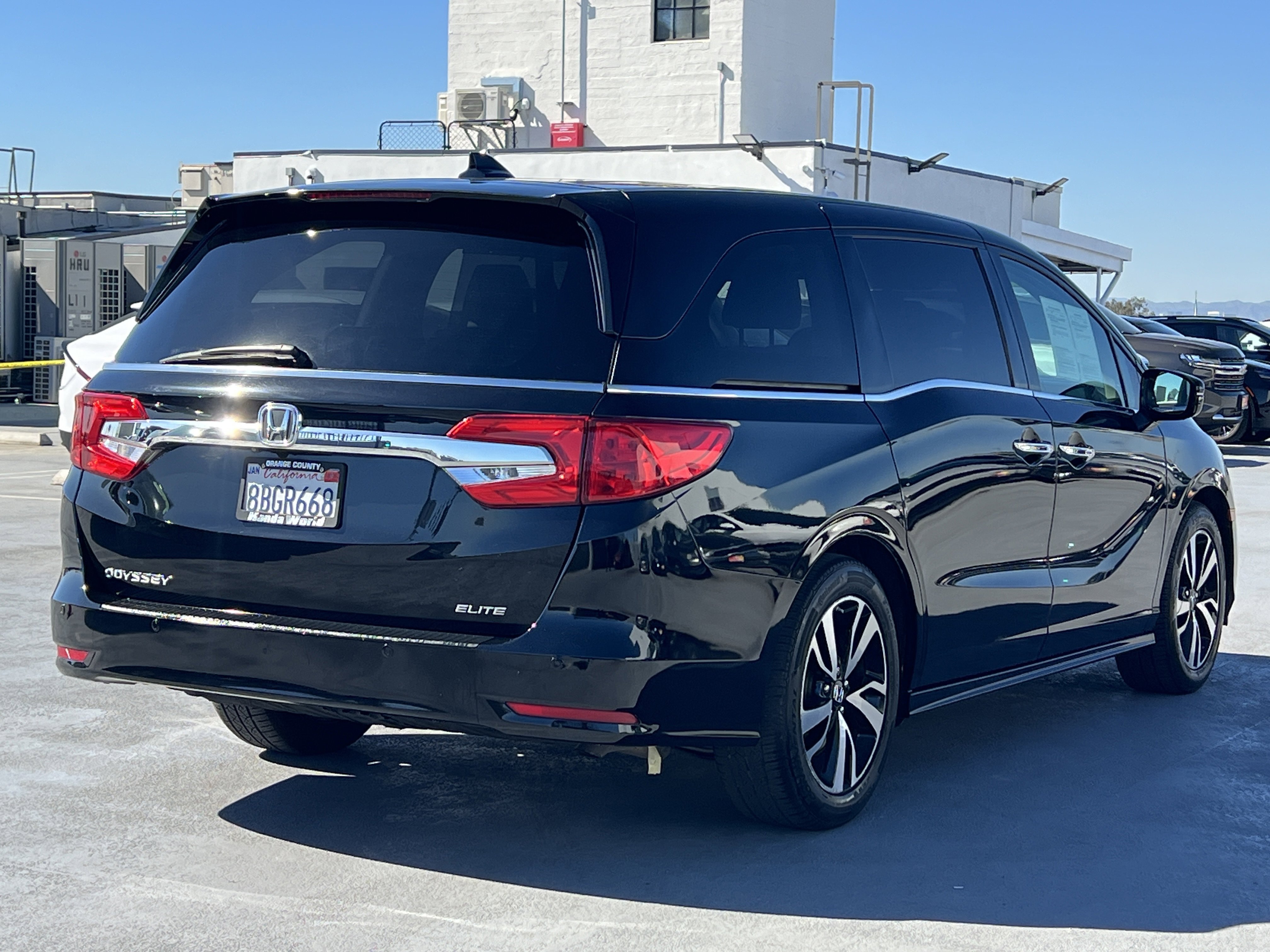 Used 2018 Honda Odyssey Elite image 8