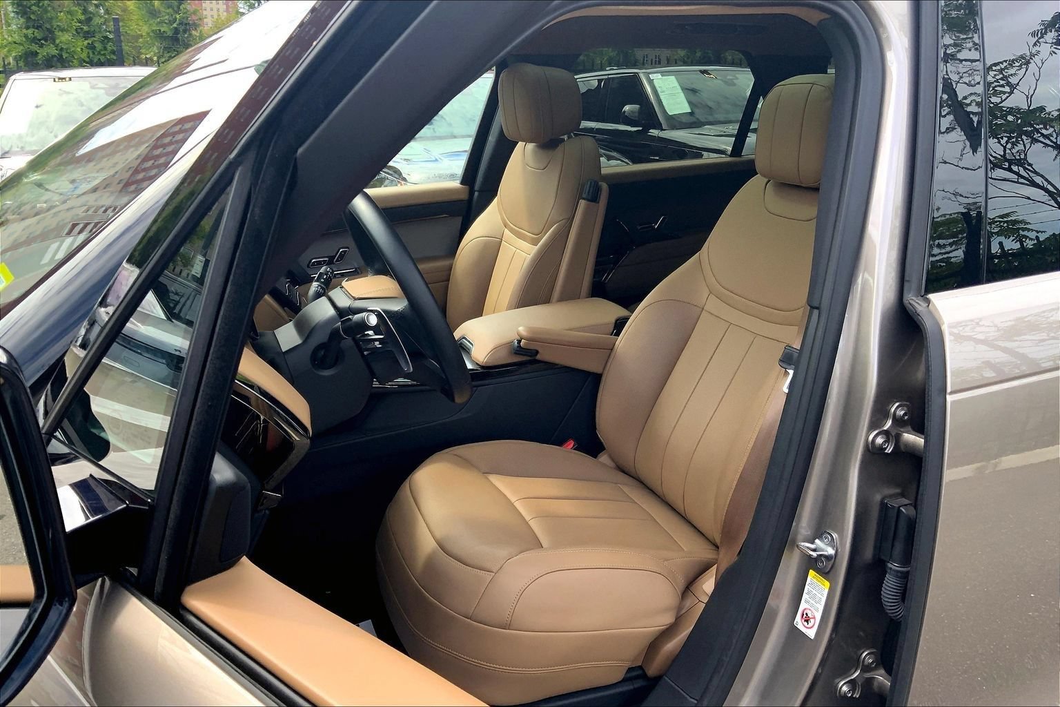 Certified 2023 Land Rover Range Rover Sport SE AWD/4WD image 7