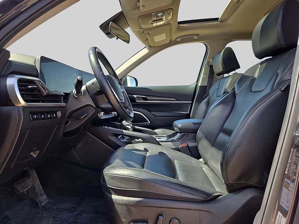 Used 2025 Kia Telluride S AWD/4WD image 23