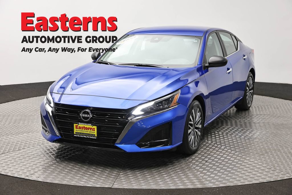 Used 2025 Nissan Altima 2.5 SV FWD video 1
