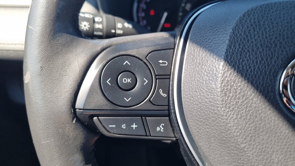 Certified 2020 Toyota RAV4 Limited w/ Limited Grade Weather Package AWD/4WD image 21
