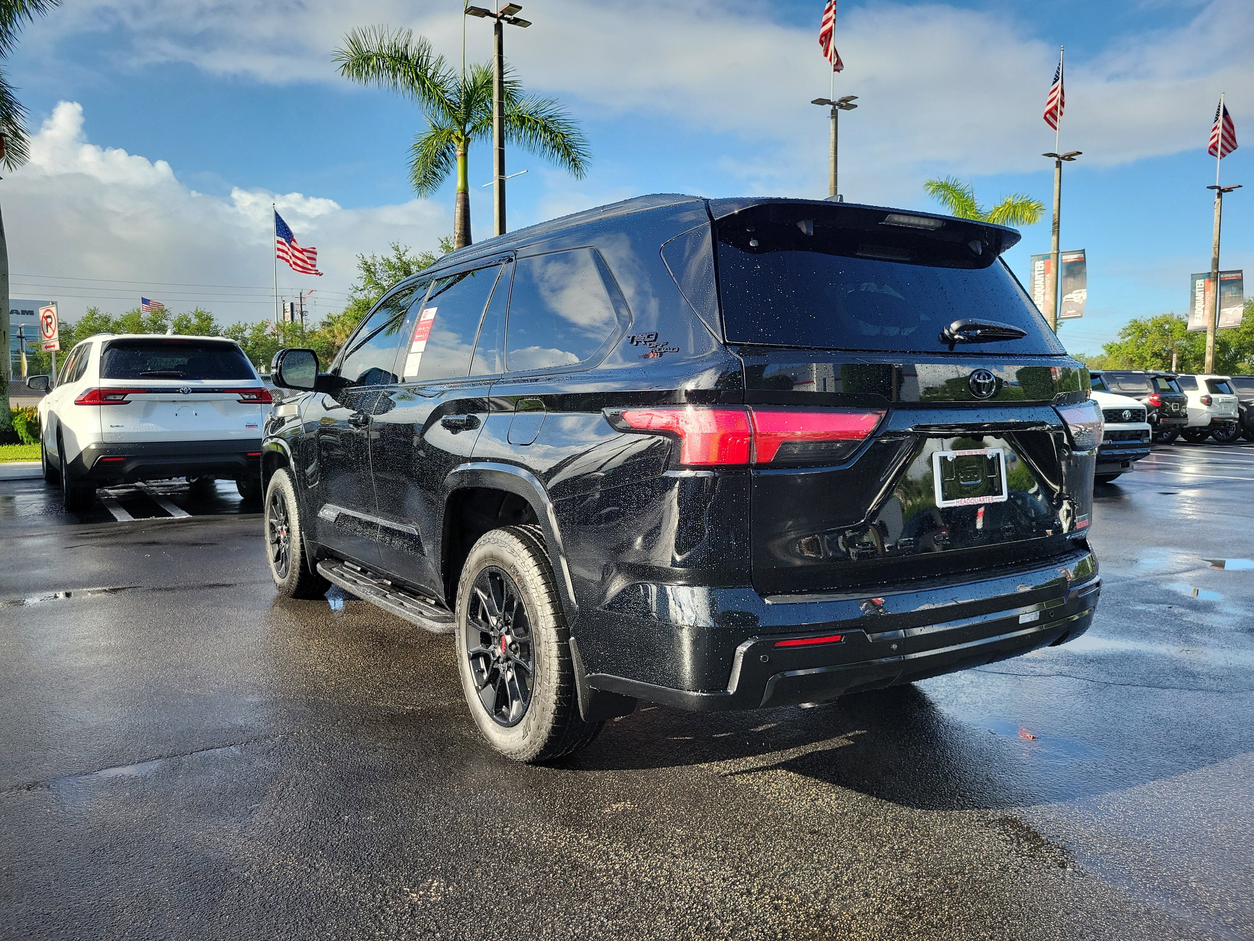 New 2026 Toyota Sequoia Platinum AWD/4WD image 9