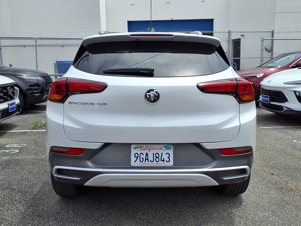Used 2023 Buick Encore GX Essence w/ Experience Buick Package FWD image 3