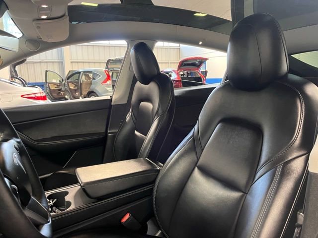 Used 2021 Tesla Model Y Long Range image 23