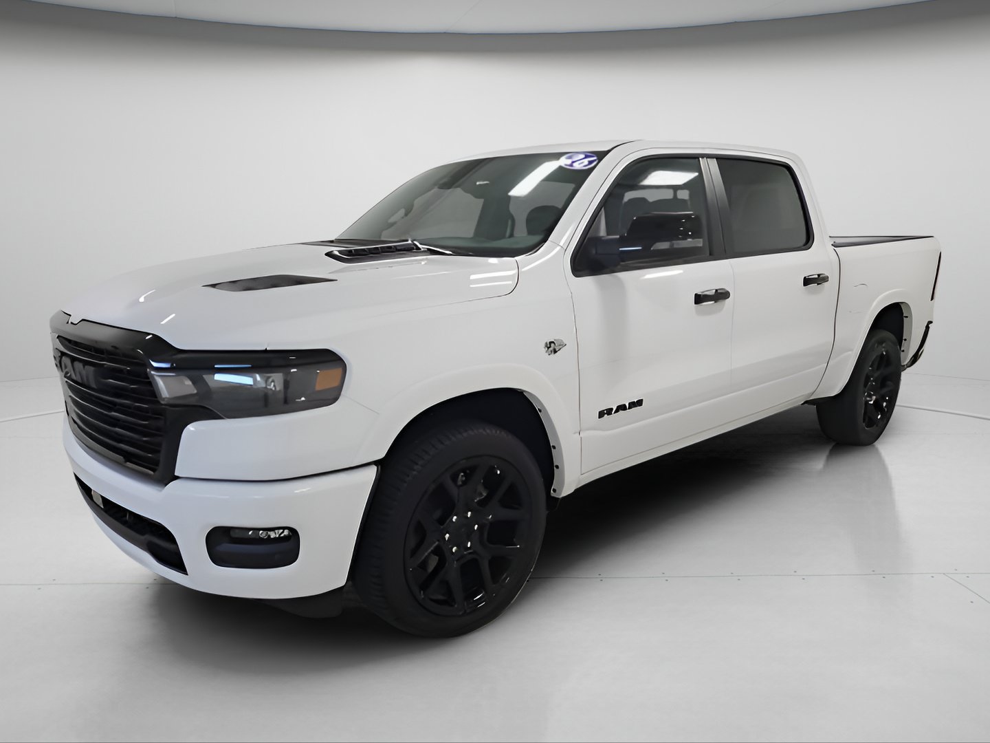 Used 2026 RAM 1500 Laramie w/ Night Edition AWD/4WD image 3