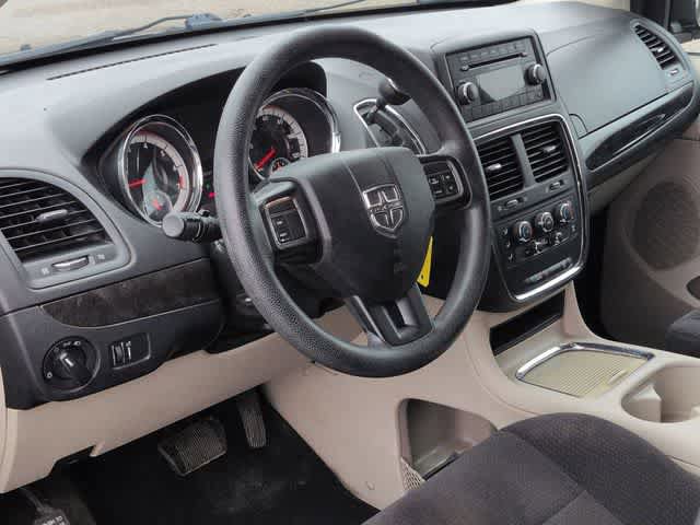 Used 2014 Dodge Grand Caravan SXT FWD image 10