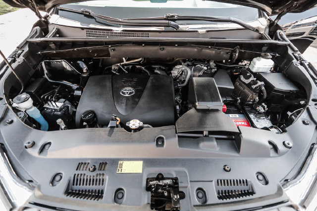 Used 2019 Toyota Highlander XLE AWD/4WD image 65