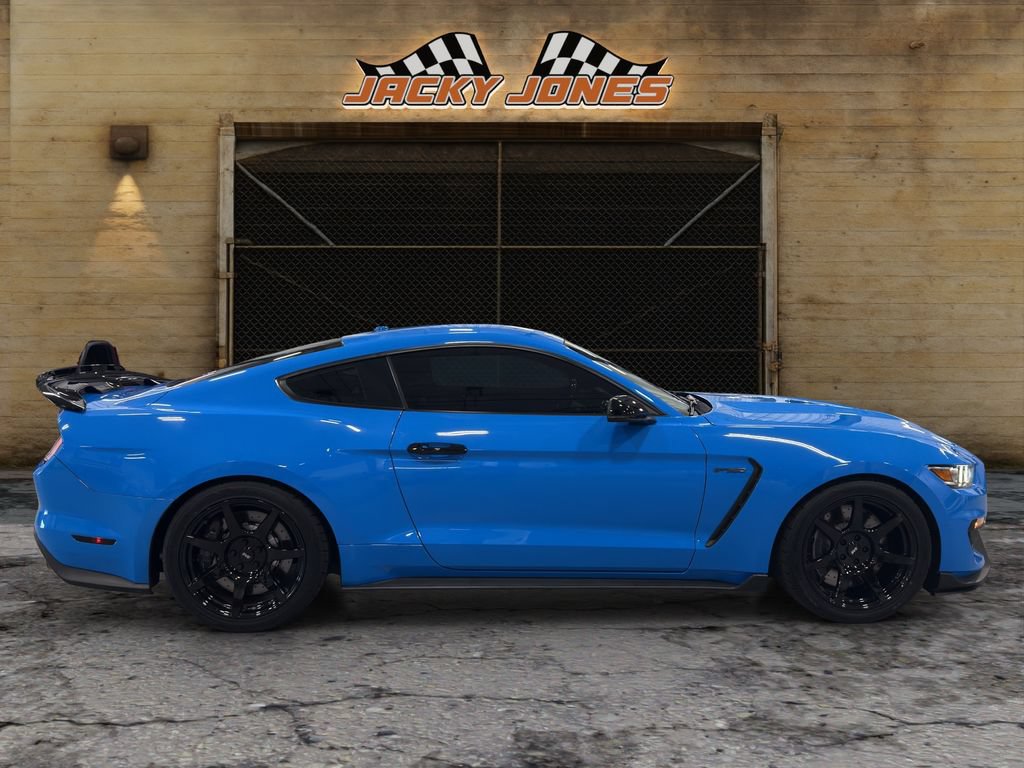 Used 2017 Ford Mustang Shelby GT350 w/ Electronics Package RWD image 12