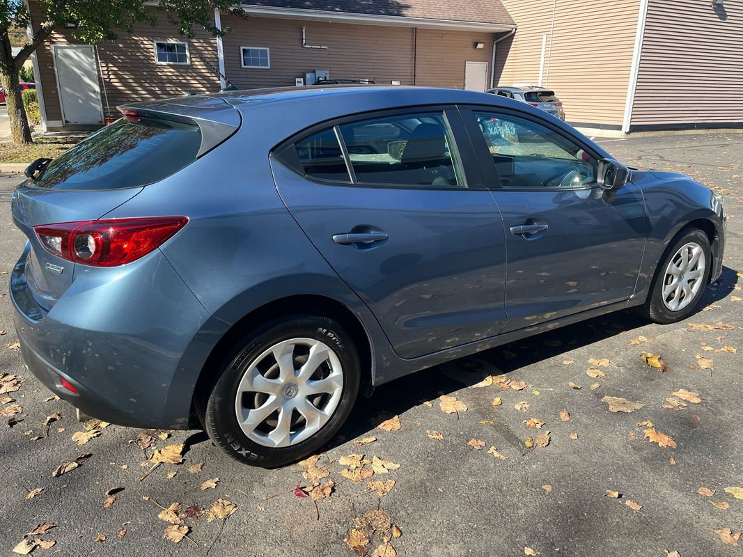 Used 2015 MAZDA MAZDA3 i Sport image 5