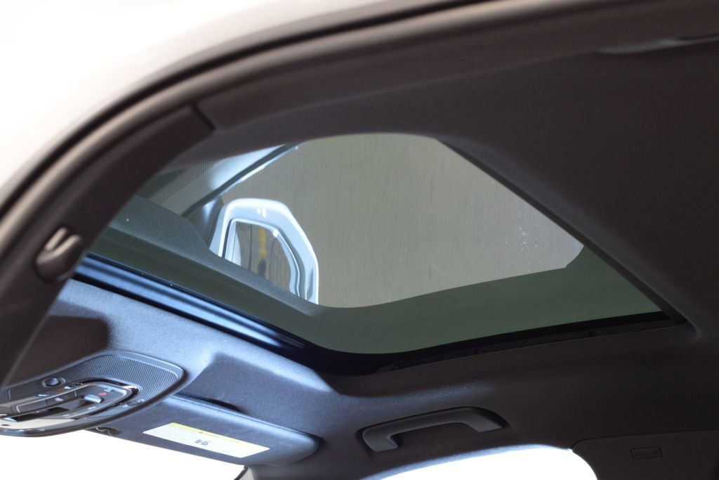 Used 2023 Audi A6 Premium Plus image 3