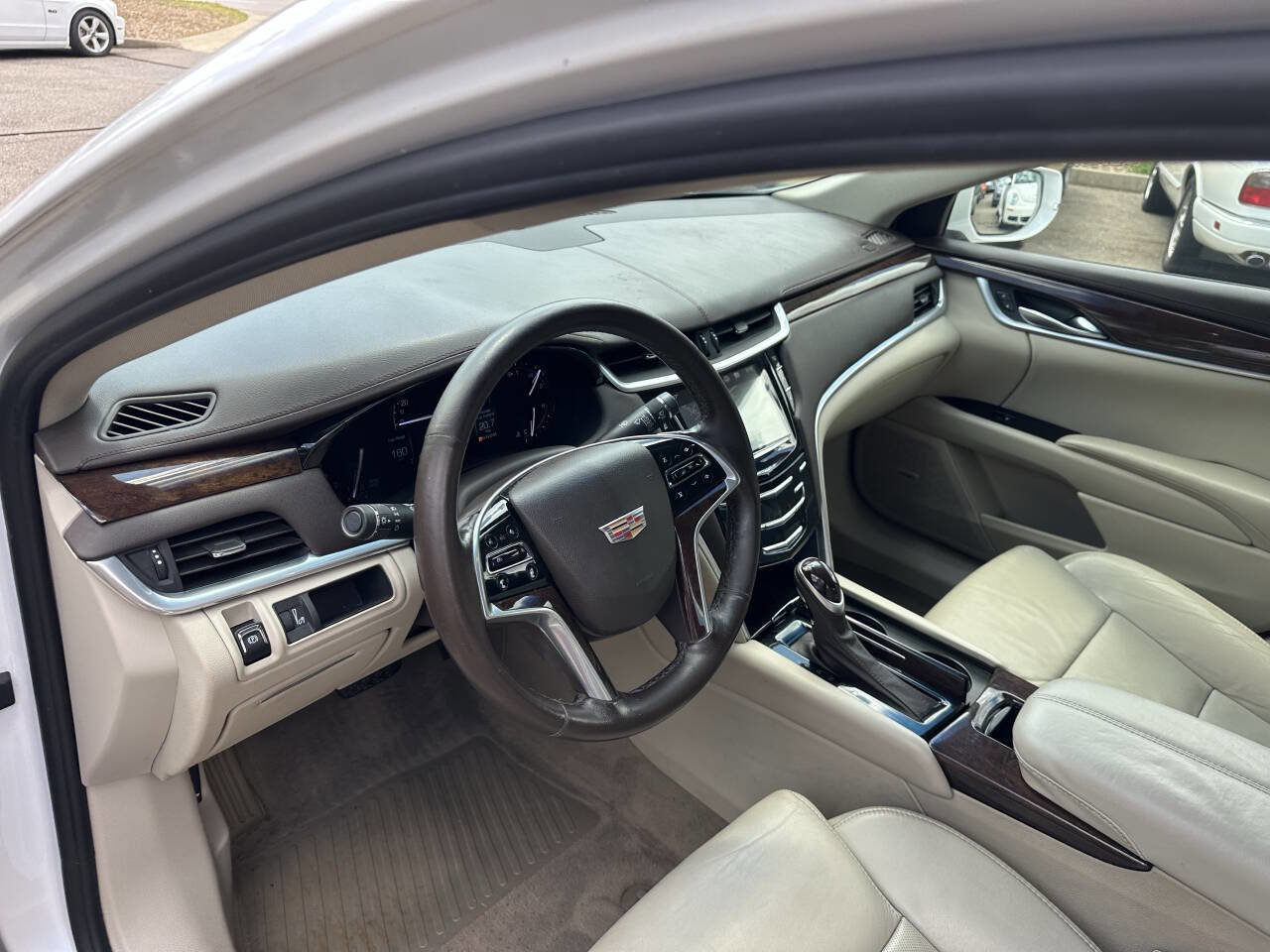 Used 2017 Cadillac XTS Luxury w/ Driver Awareness Package FWD image 18