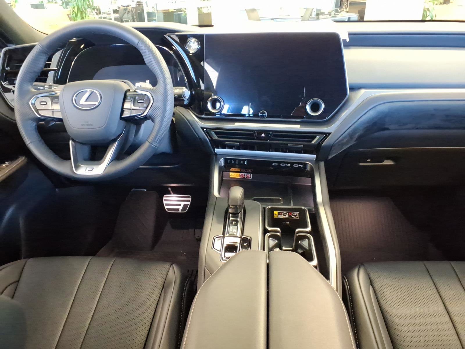 New 2026 Lexus TX 500h AWD image 7