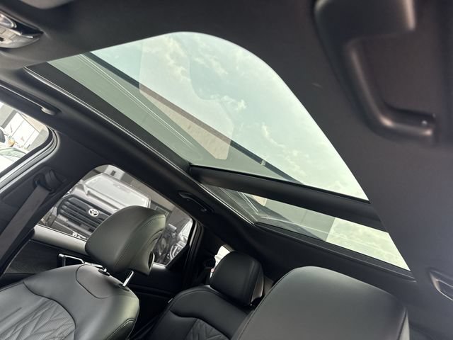 Used 2024 Kia Sportage X-Pro AWD/4WD image 19
