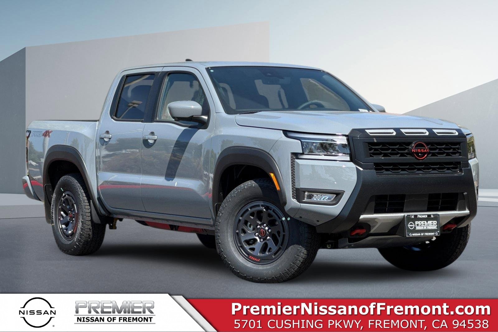 New 2025 Nissan Frontier PRO-4X w/ Pro Premium Package