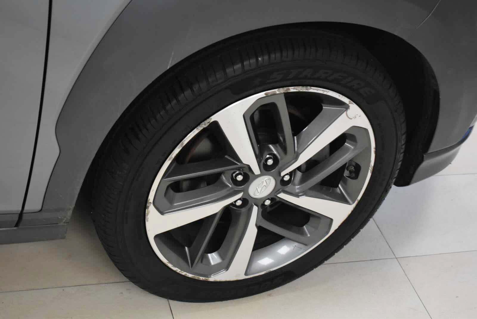 Used 2019 Hyundai Kona Limited AWD/4WD image 41