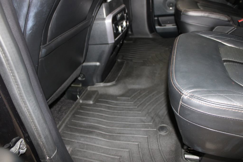 Used 2020 Ford Expedition Platinum RWD image 23