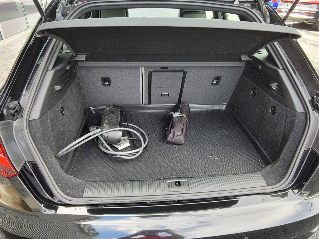 Used 2018 Audi A3 e-tron Premium Plus w/ Technology Package image 5