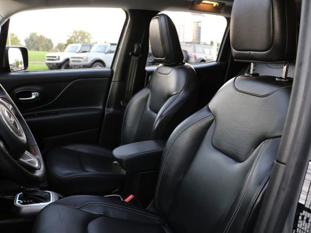 Used 2021 Jeep Renegade Limited w/ Sun & Sound Group image 22