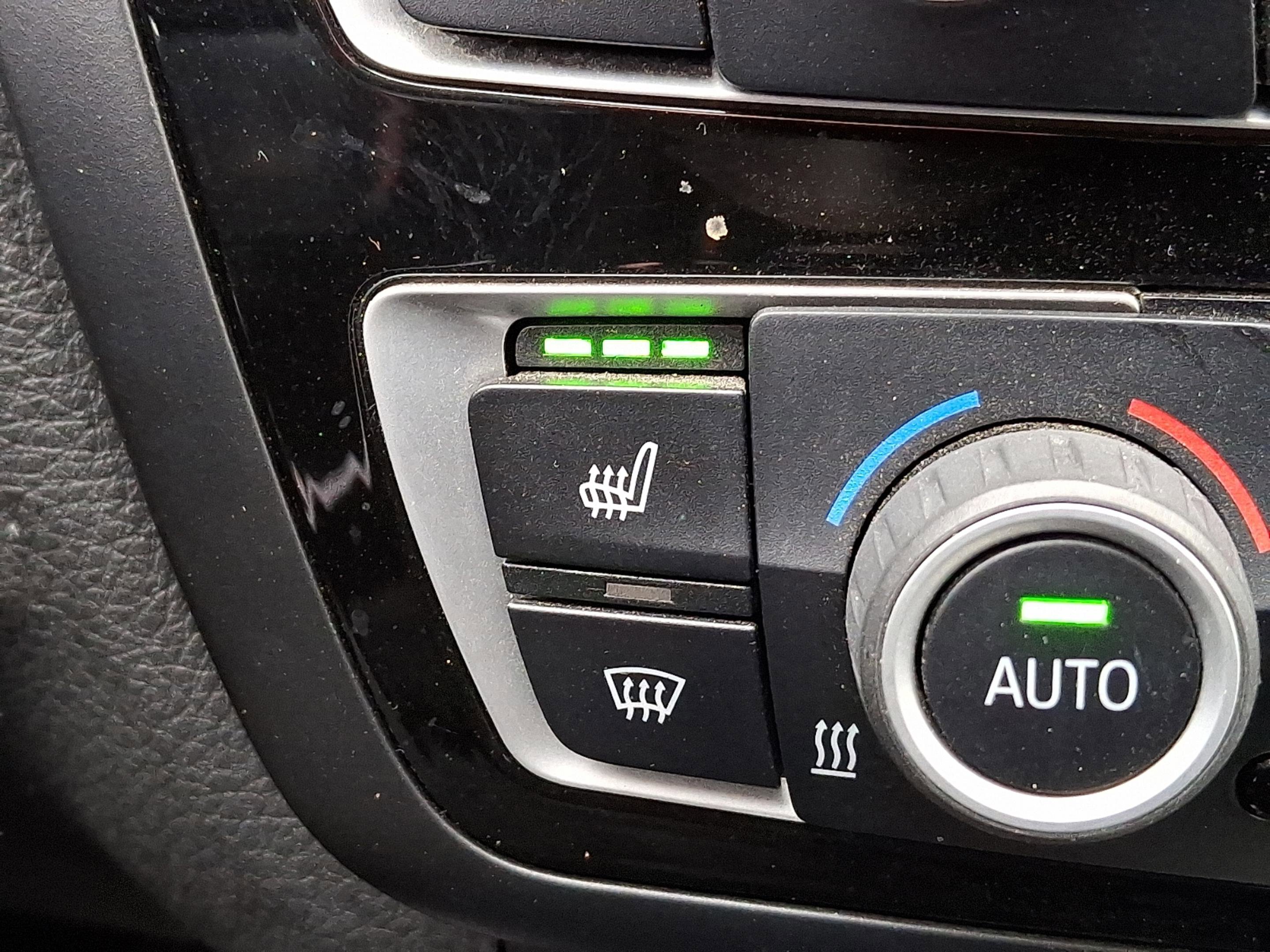 Used 2014 BMW 428i xDrive Convertible image 26