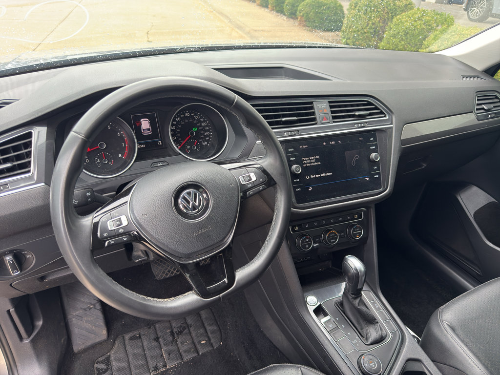 Used 2020 Volkswagen Tiguan SE AWD/4WD image 11