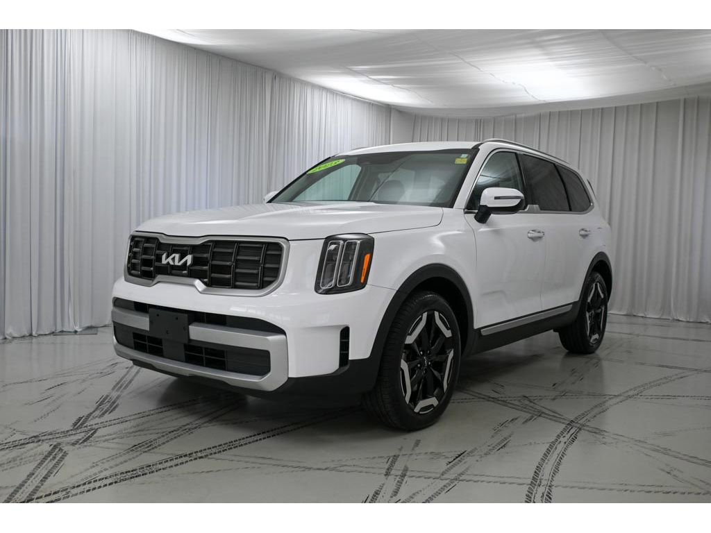 Used 2023 Kia Telluride S AWD/4WD image 4