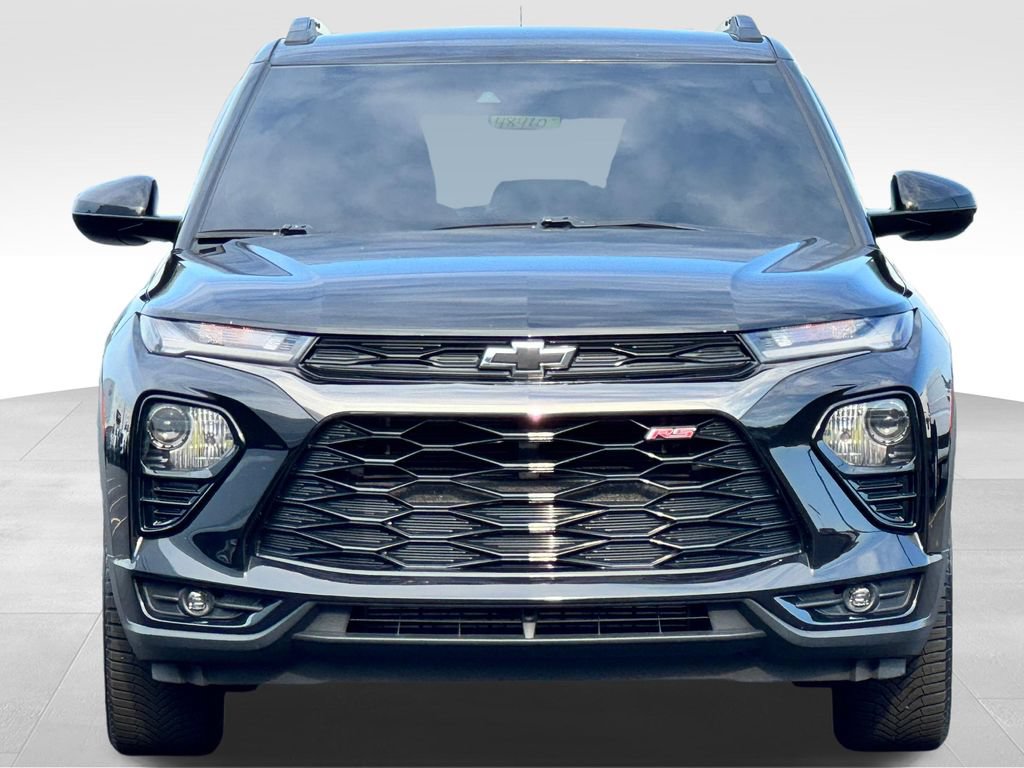Used 2021 Chevrolet TrailBlazer RS FWD image 2