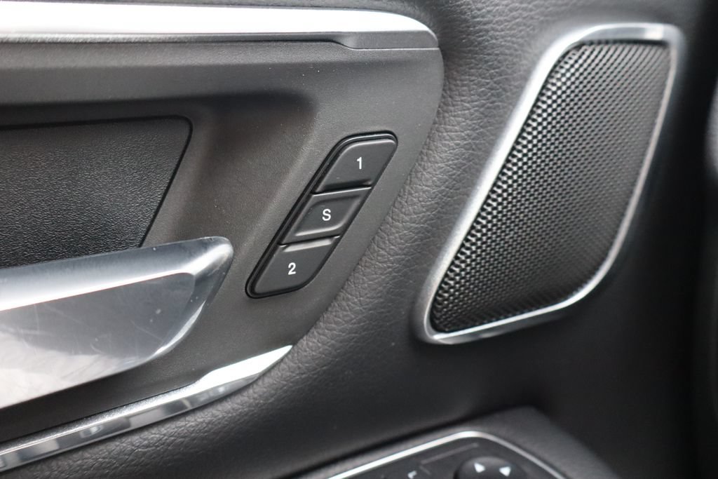 Used 2019 RAM 1500 Laramie AWD/4WD image 32
