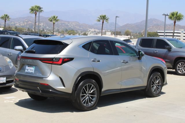 Certified 2025 Lexus NX 250 FWD image 21