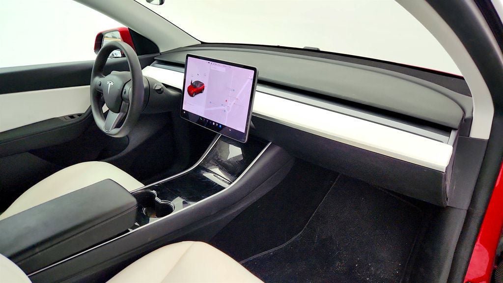Used 2020 Tesla Model Y Long Range AWD/4WD image 29