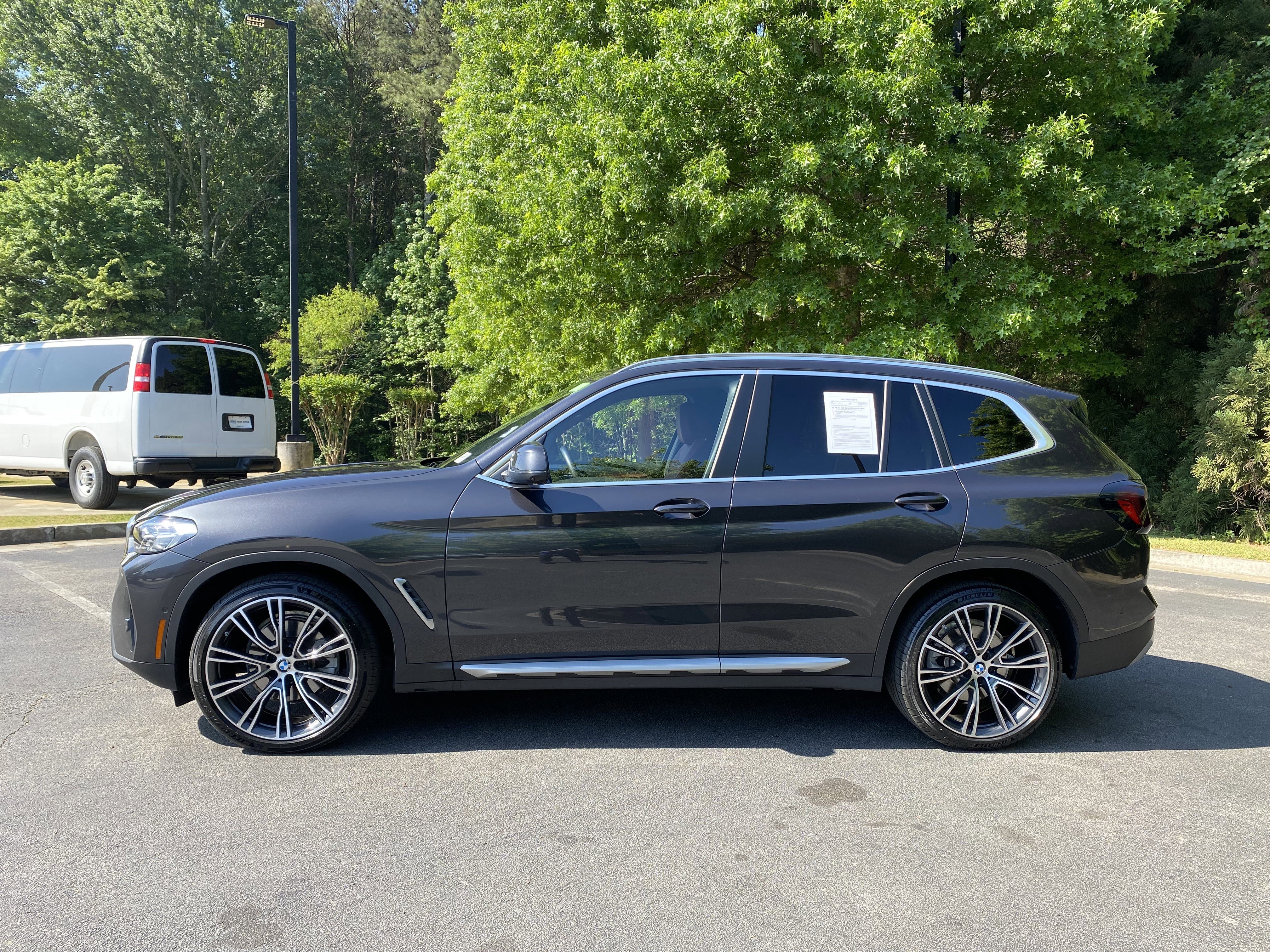 Used 2024 BMW X3 sDrive30i w/ Premium Package w/ZPA RWD image 6