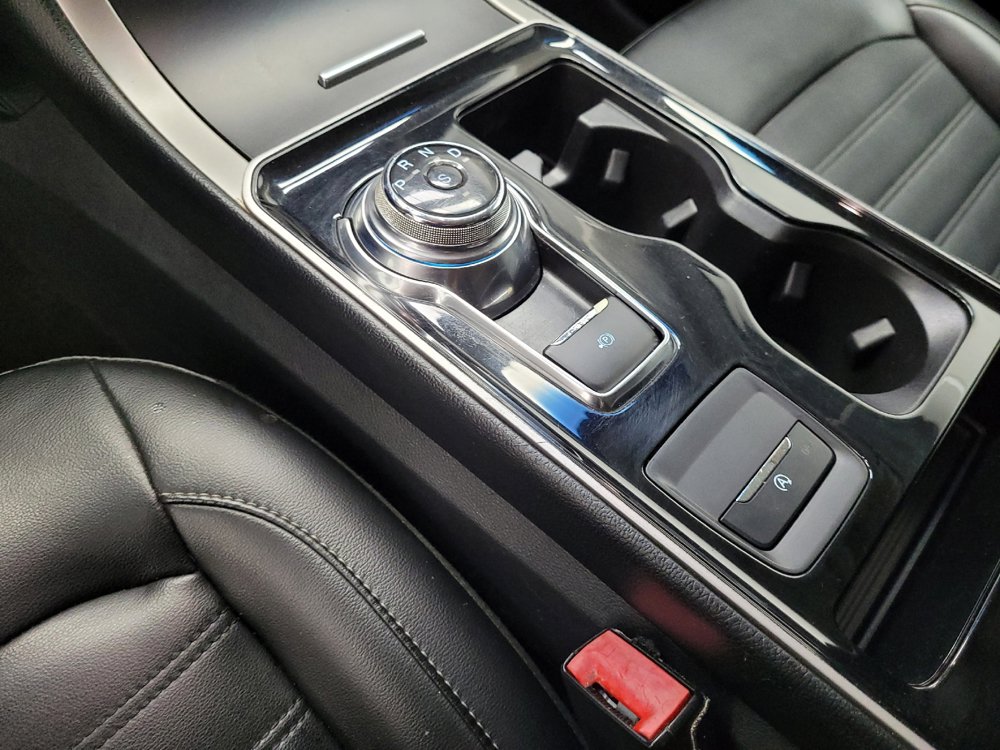 Used 2019 Ford Edge SEL w/ Equipment Group 201A FWD image 26