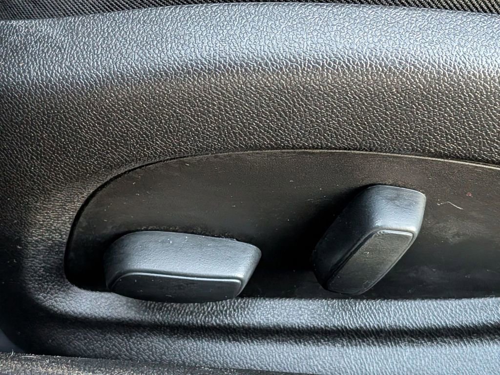 Used 2020 Chevrolet Camaro SS image 18